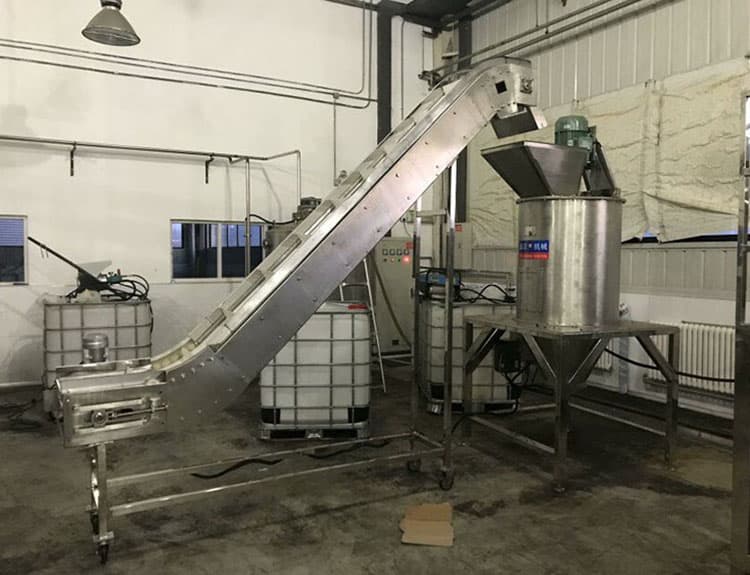 皮帶輸送機(jī)